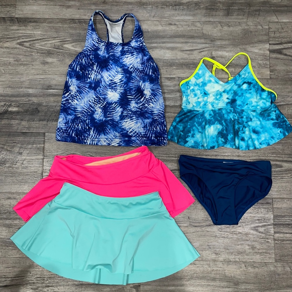 Lands End Girls Swimsuit Bundle size 12
